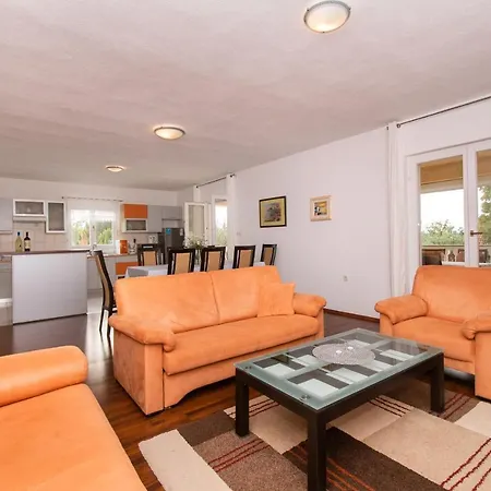 Ferienhaus Harrier 1